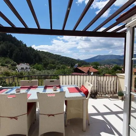 Fully Furnished Holiday Flat *