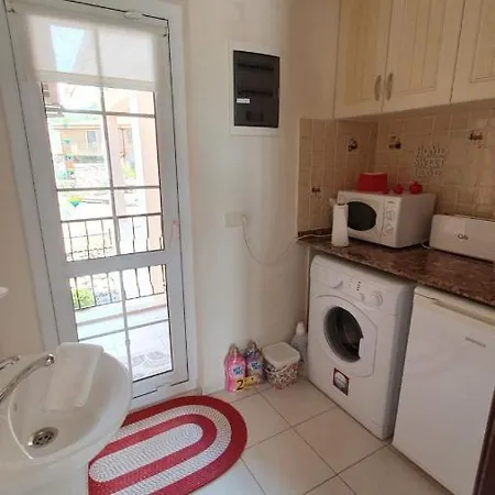 Διαμέρισμα Fully Furnished Holiday Flat